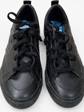 Converse Black Low-Top Lace-Up Sneakers